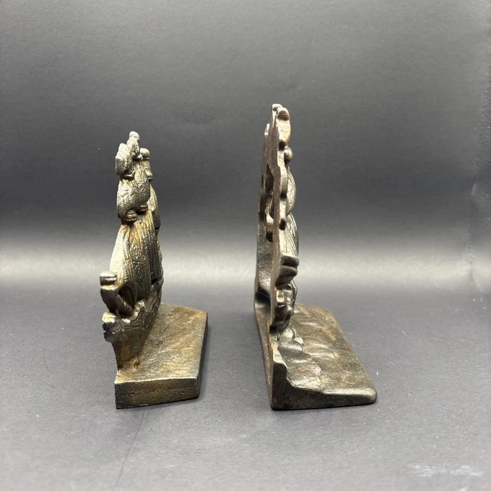 The Unbranded Brand eclectic pair